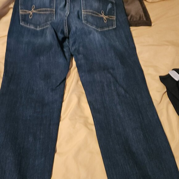 Denizen - Picture 3 of 4